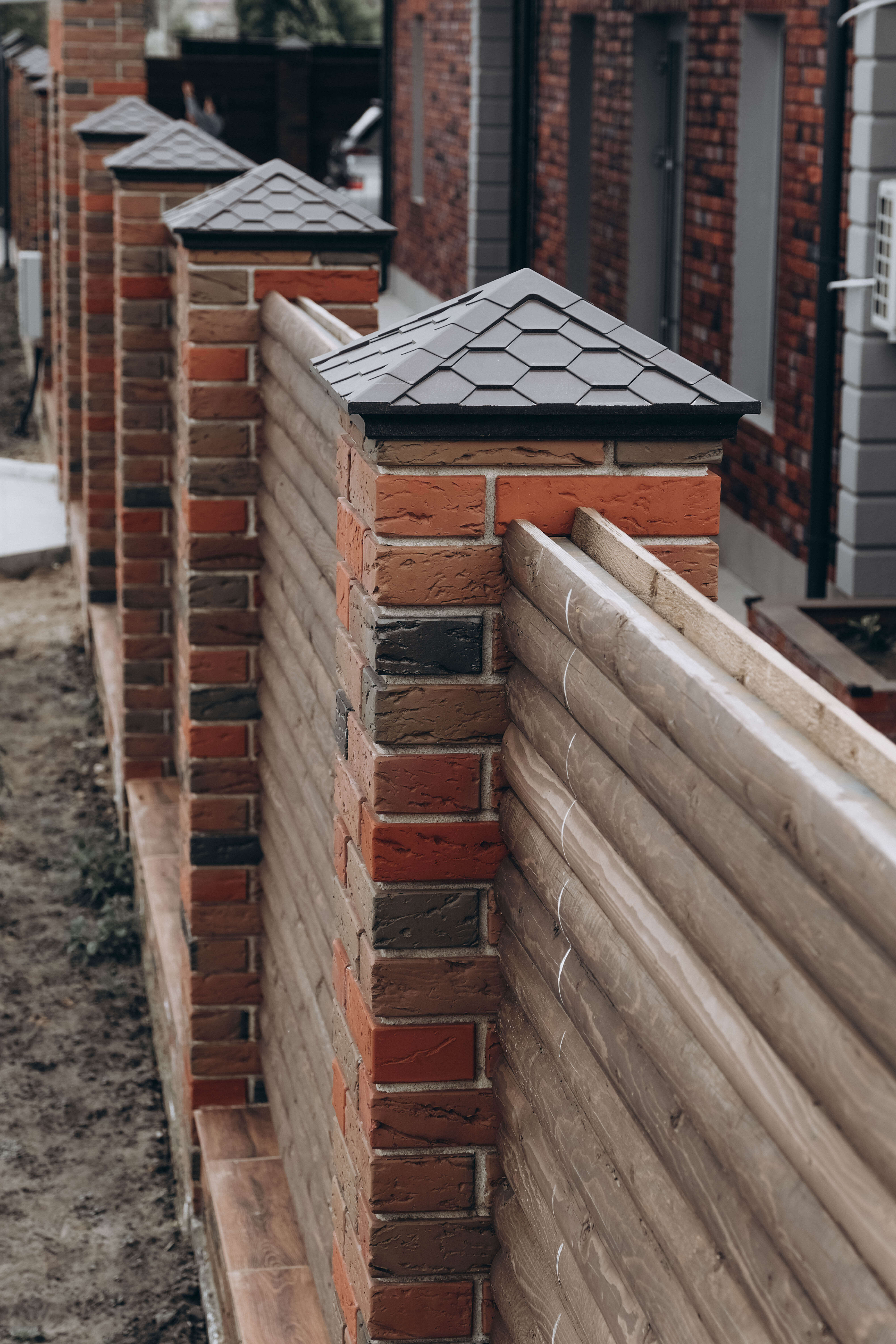 Колпак Zking Эверест Коричневый на столб 1.5х1.5 кирпича (390х390мм) в Магнитогорске фото