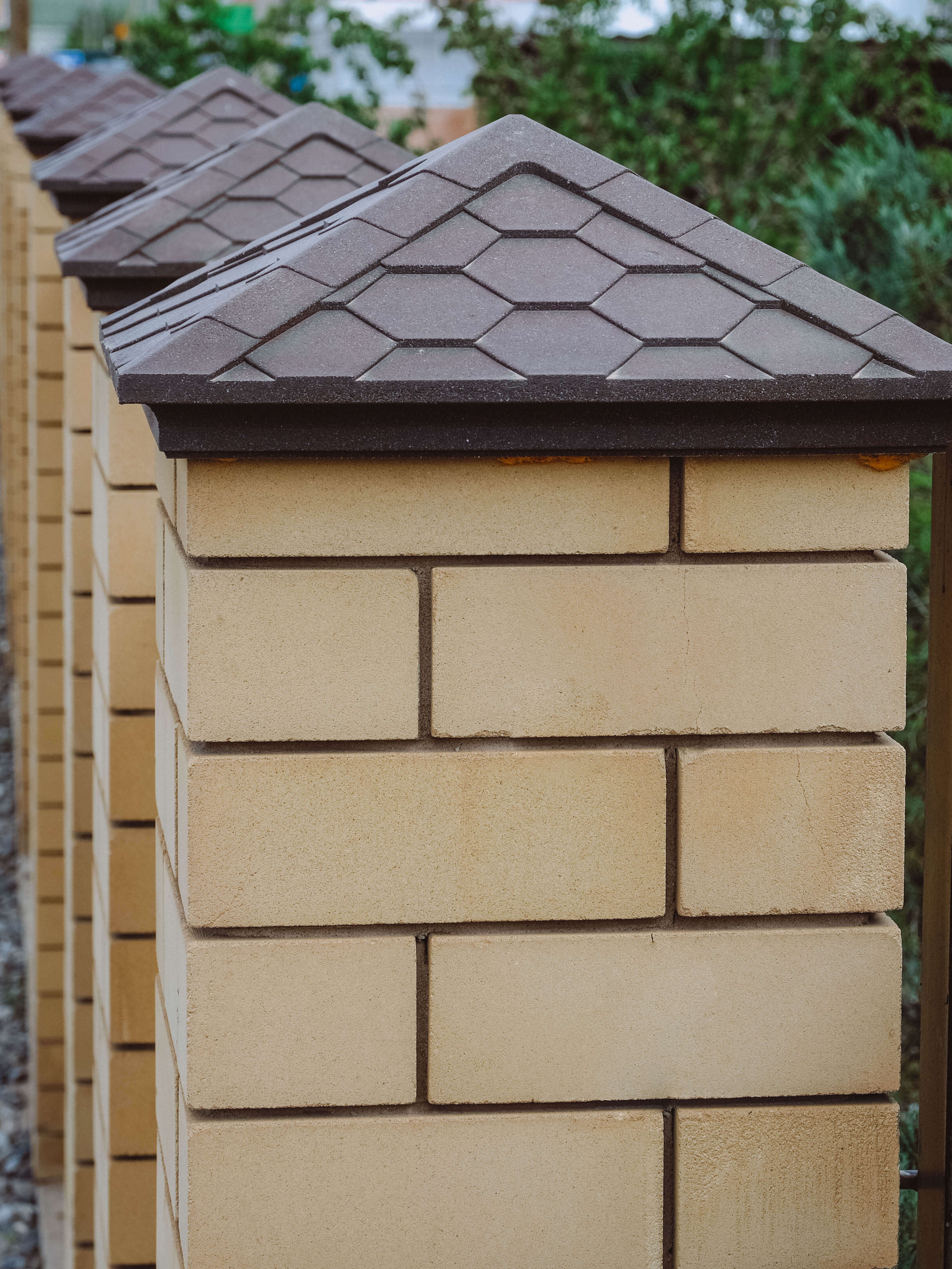 Колпак Zking Эверест Коричневый на столб 1.5х1.5 кирпича (390х390мм) в Магнитогорске фото