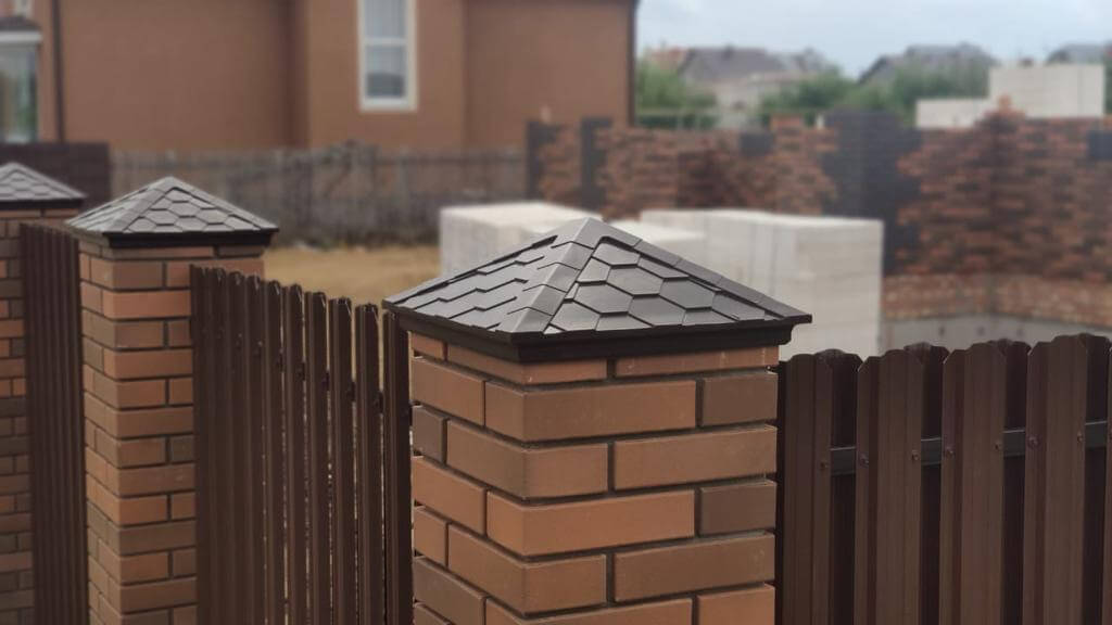 Колпак Zking Эверест Коричневый на столб 1.5х1.5 кирпича (390х390мм) в Магнитогорске фото